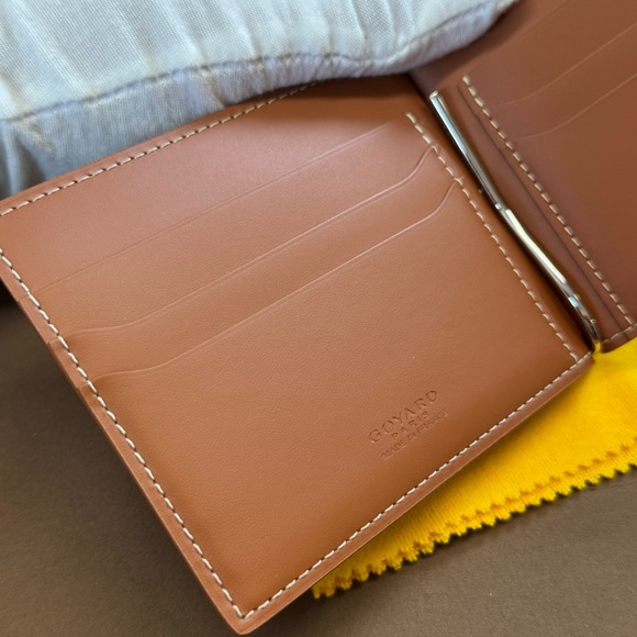 Wallet - Picture 5 of 8